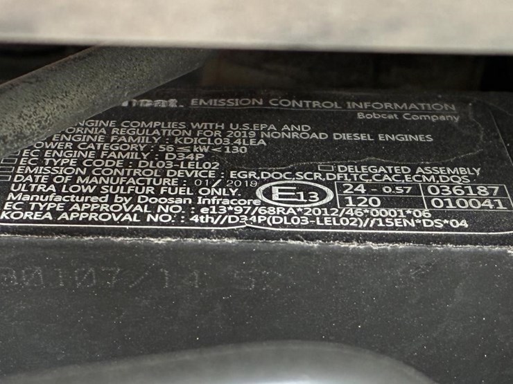 2019-bobcat-t770-image-15