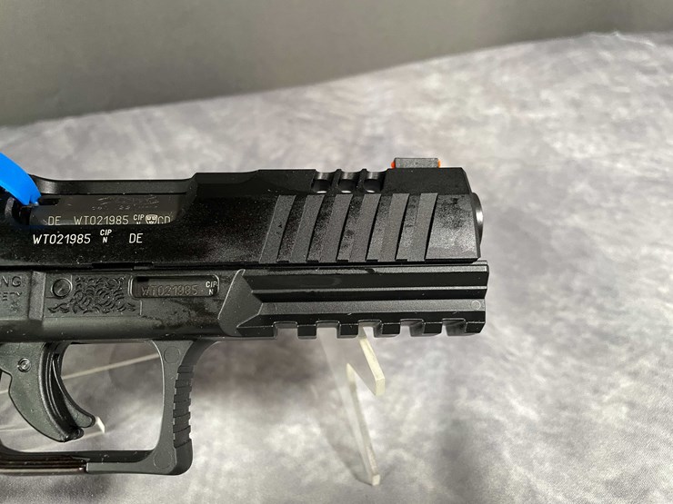 #5150-•-walther-wmp,-22-cal-pistol,-sn:-wt021985,-(neenah,-wi)-image-12