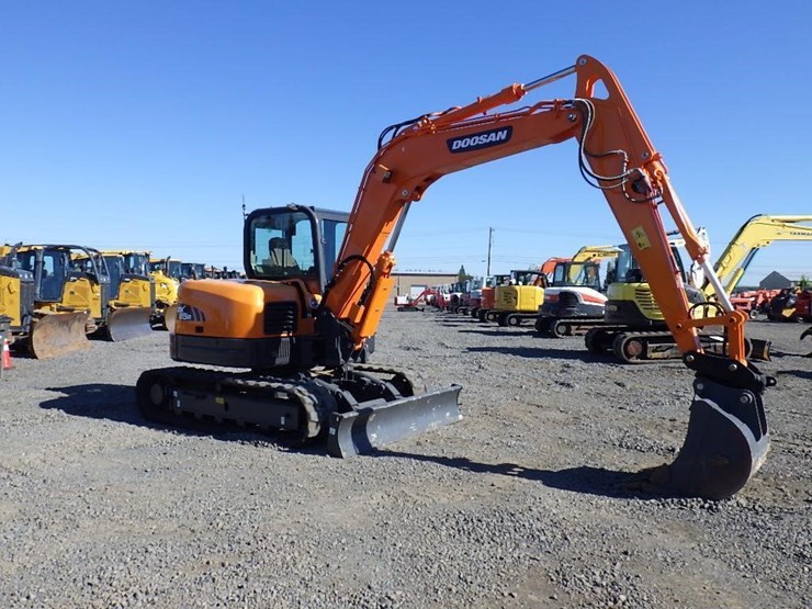 2021-doosan-dx85r-3-image-3