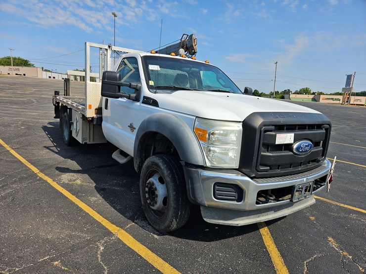 2011-ford-f450-image-27