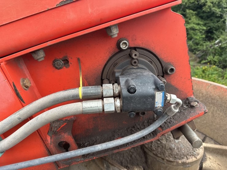 2017-sandvik-qs331-image-23