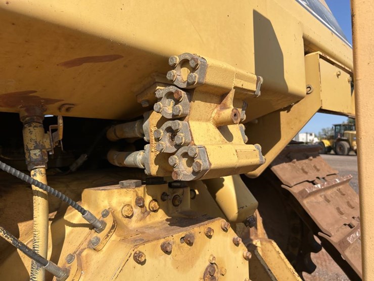 caterpillar-d9r-image-23