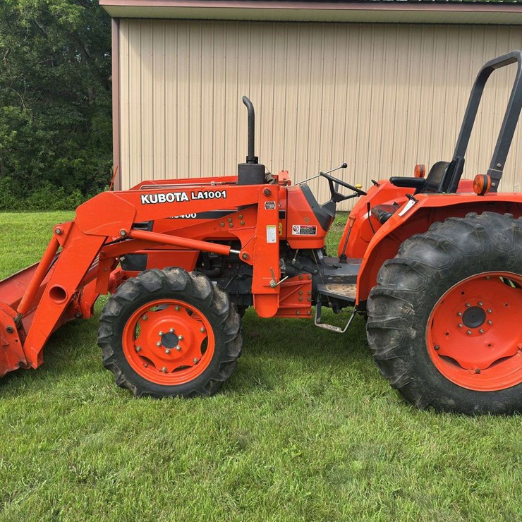 KUBOTA M5400