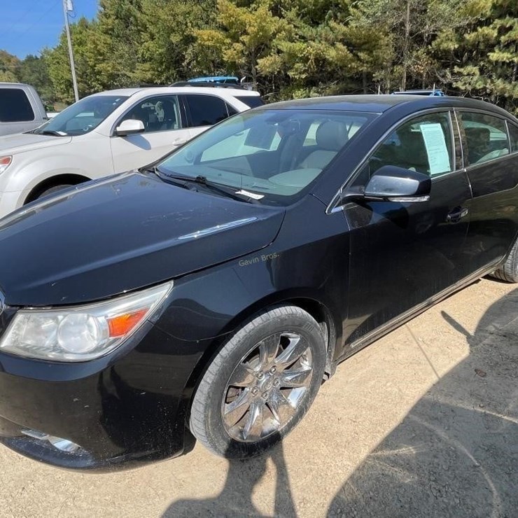 2011 Buick Lacrosse CXL Car