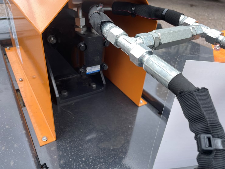 #2004-•-skid-steer-brush-cutter-image-9