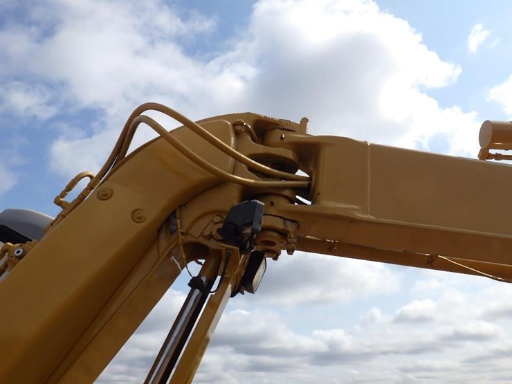 komatsu-pc58uu-3-image-16