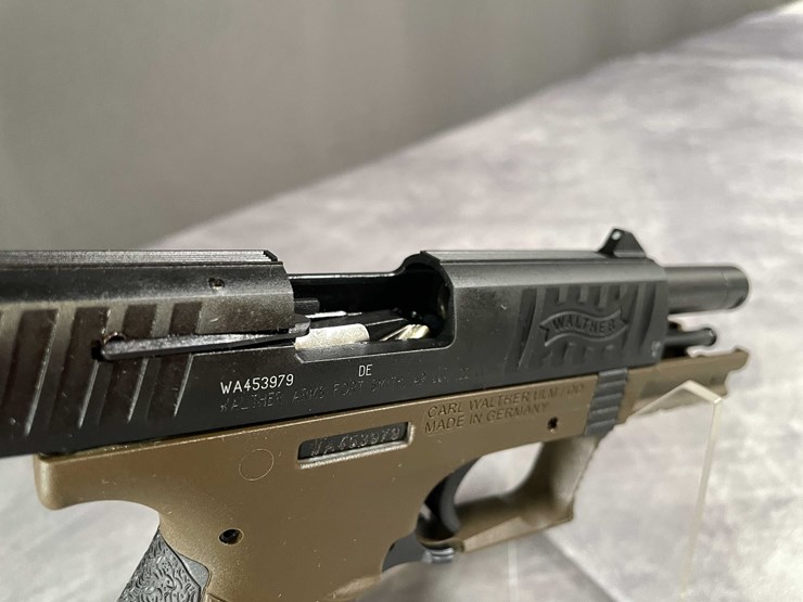 #5151-•-walther-p22q-military,-22-lr-pistol,-sn:-wa453979,-(neenah,-wi)-image-12
