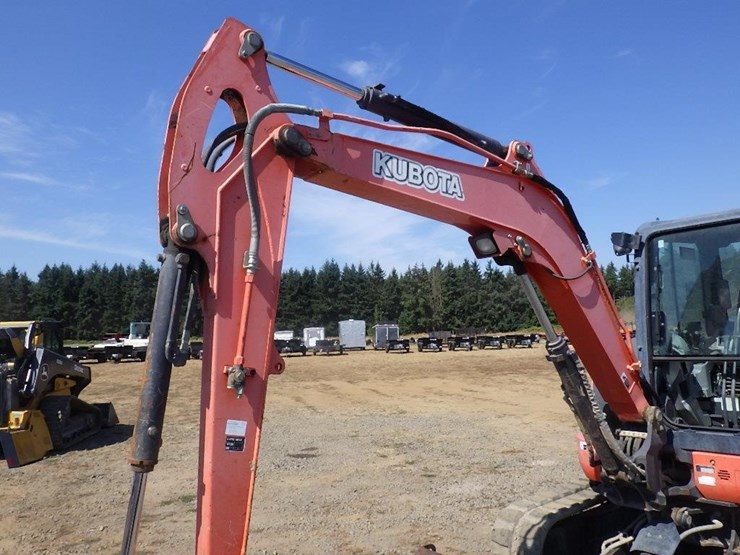 2014-kubota-kx057-4-image-12