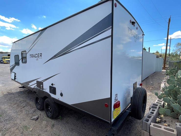 #499-•-2021-tracer-le-camper-(title-in-delay)-image-70