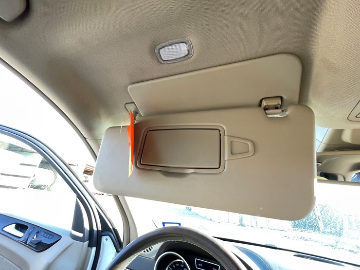 2015-mercedes-benz-gl450-image-107