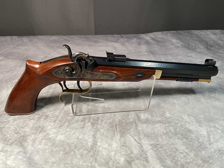 #5177-•-thompson-j.-center-arms,-.45-cal.-muzzleloader,-sn:-34615,-(neenah,-wi)-image-2