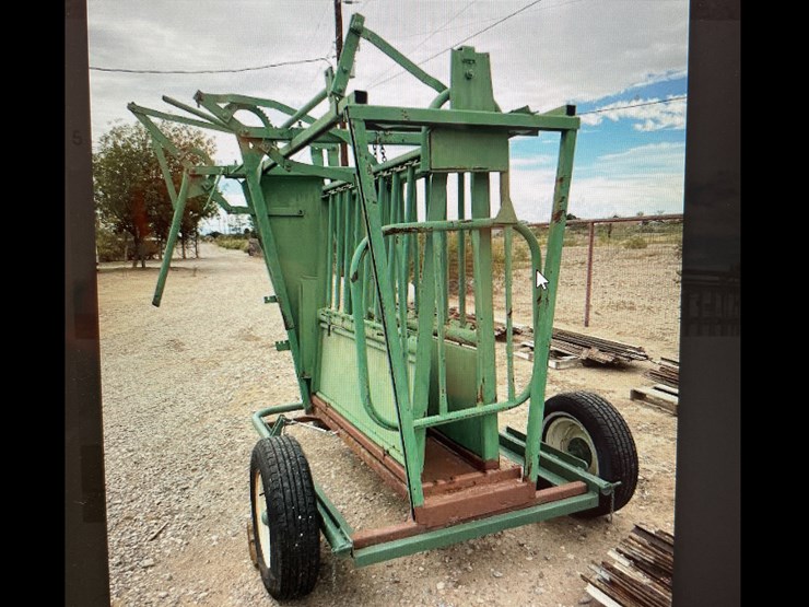 #1601-•-cattle-chute-(off-site-in-alamogordo)-image-2