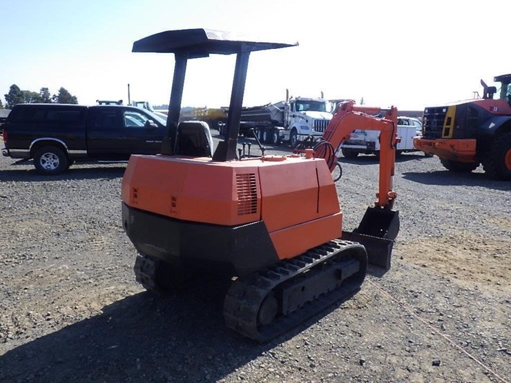 airman-hm20-hydraulic-excavator-image-4