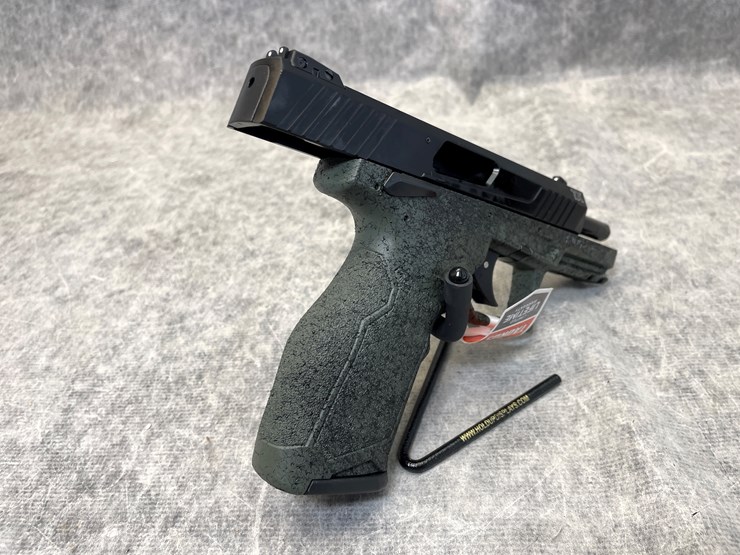 #4574-•-taurus-tx22,-.22-lr-handgun,-sn:-1pt433752,-(princeton,-mn)-image-15