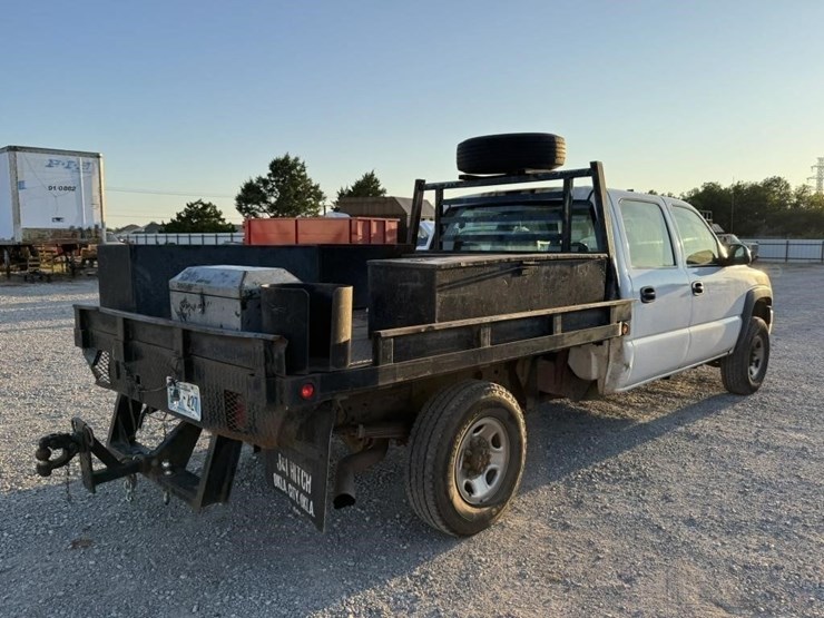 2001-chevrolet-silverado-image-9