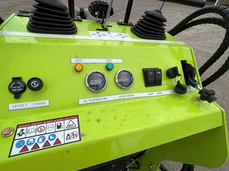 #2026-•-mini-skid-steer-loader-image-12