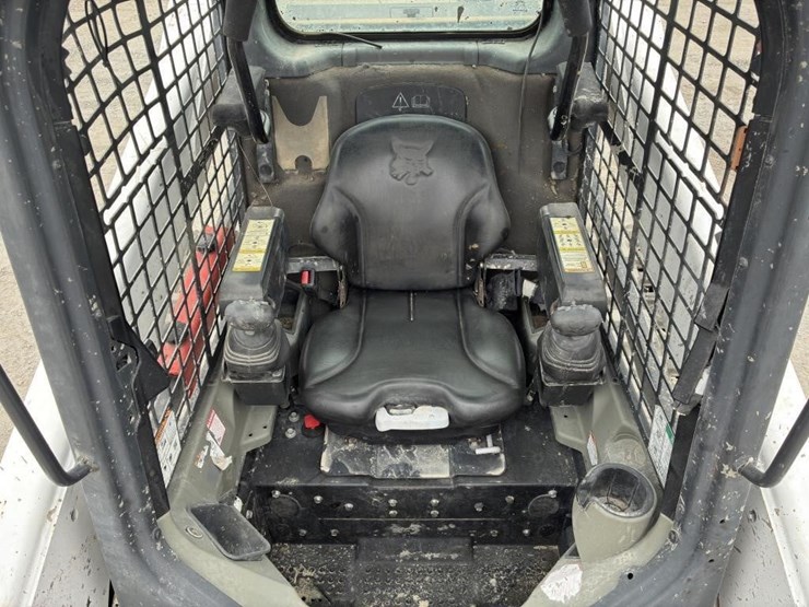 2019-bobcat-t770-image-16