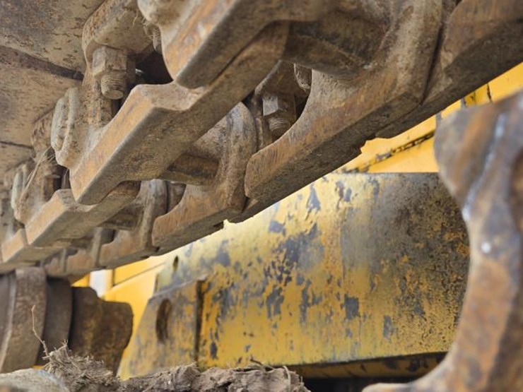 deere-350b-image-33