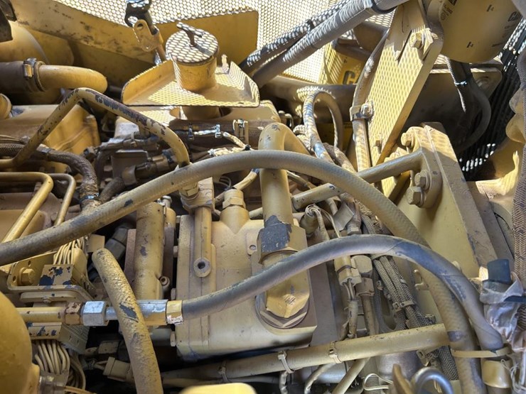 caterpillar-d9r-image-39