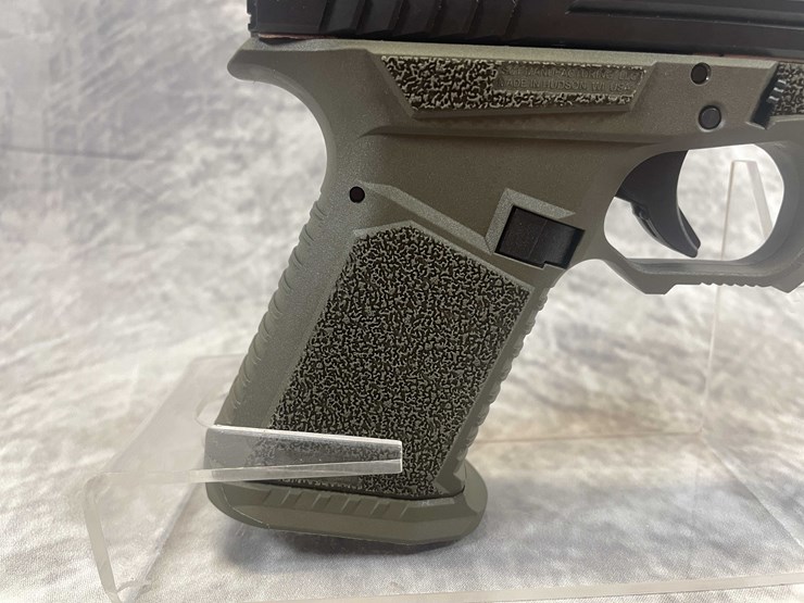 #5174-•-sct-model-19,-9mm-luger-pistol,-sn:-aaa0022897,-(neenah,-wi)-image-18