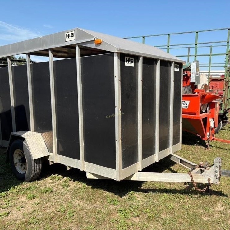 H&S 10' Livestock Trailer
