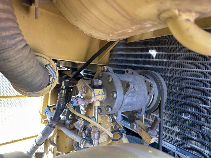 caterpillar-d9r-image-40