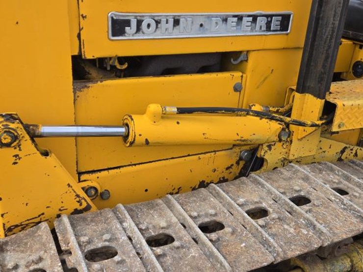 deere-350b-image-25