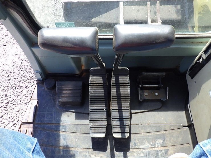 2011-yanmar-sv100-1-image-33