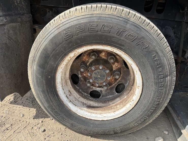 2003-gmc-w4500-image-67