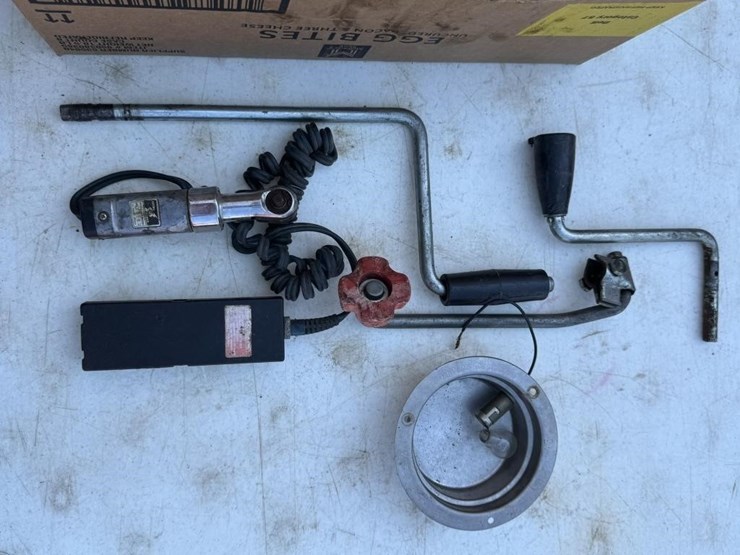 tools-&-hardware-image-3