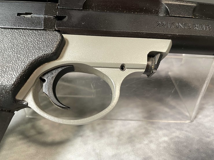 #5160-•-smith-&-wesson-22a,-22-lr-pistol,-sn:-uce4779,-(neenah,-wi)-image-10