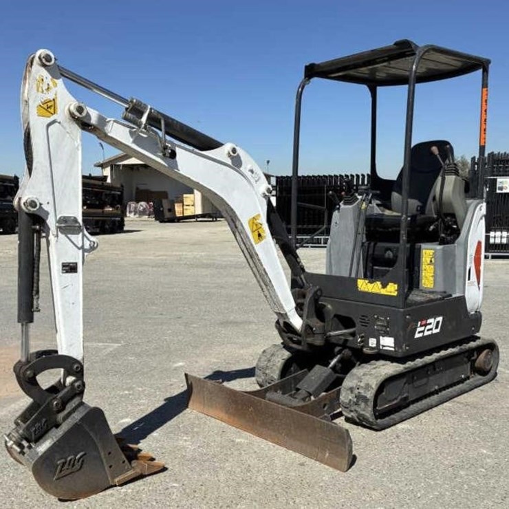 2020 BOBCAT E20
