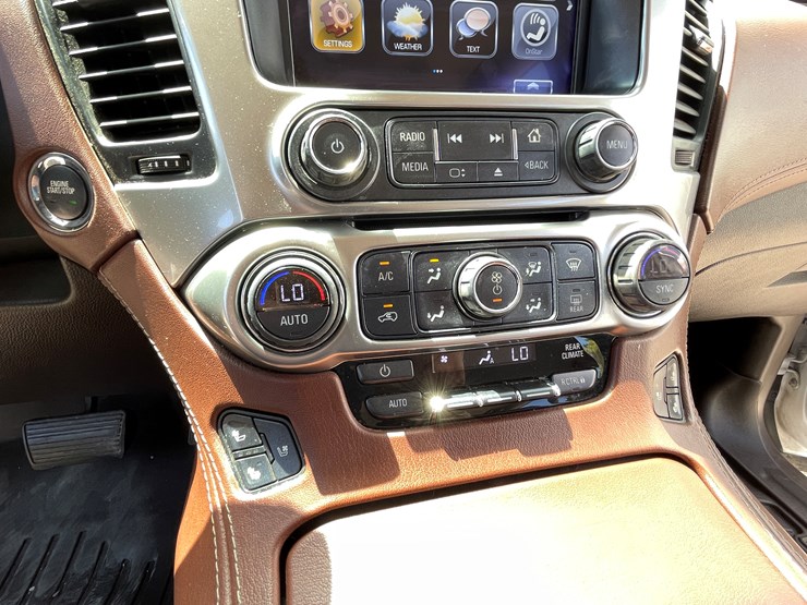 2017-chevrolet-tahoe-image-66