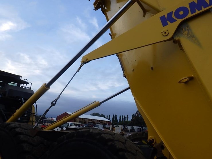 2016-komatsu-hm400-5-image-12