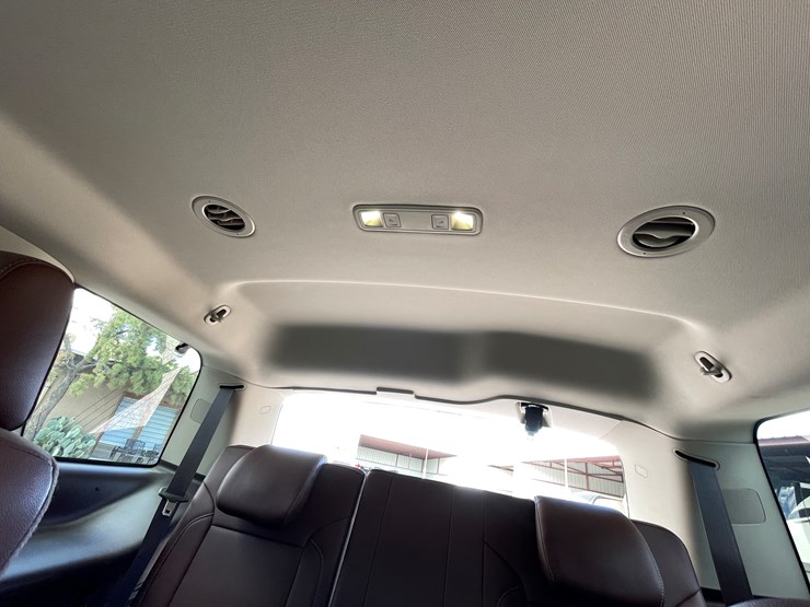 2017-chevrolet-tahoe-image-125