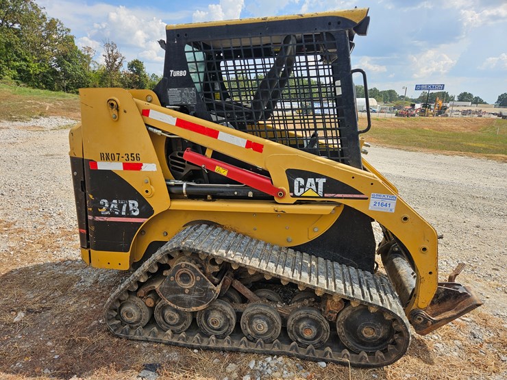 caterpillar-247b-image-17