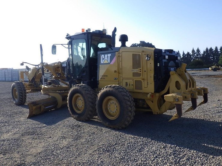 2013-caterpillar-140m2-image-5