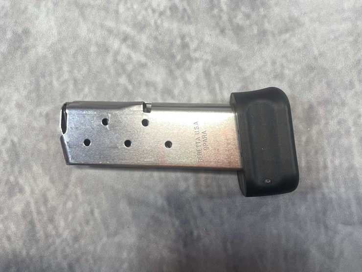 #5173-•-beretta-nano,-9mm-luger-pistol,-sn:-nu160530,-(neenah,-wi)-image-23