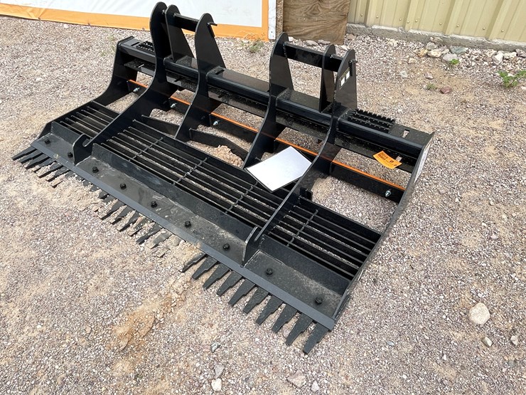 #2019-•-skid-steer-land-leveler-image-2