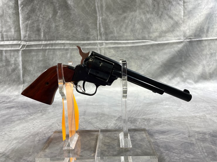 #5736-•-heritage-rough-rider-.22-cal.-revolver-sn:-f00952-(downing,-wi)-image-1