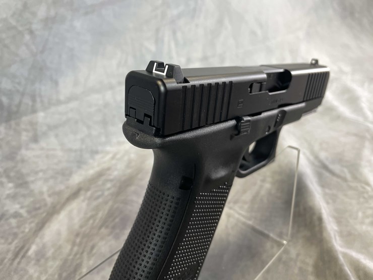 #5140-•-glock-g45,-9mm-luger-pistol,-sn:-brkw514,-(neenah,-wi)-image-7