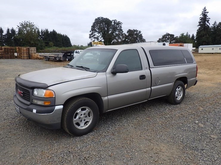 1999-gmc-1500-image-1