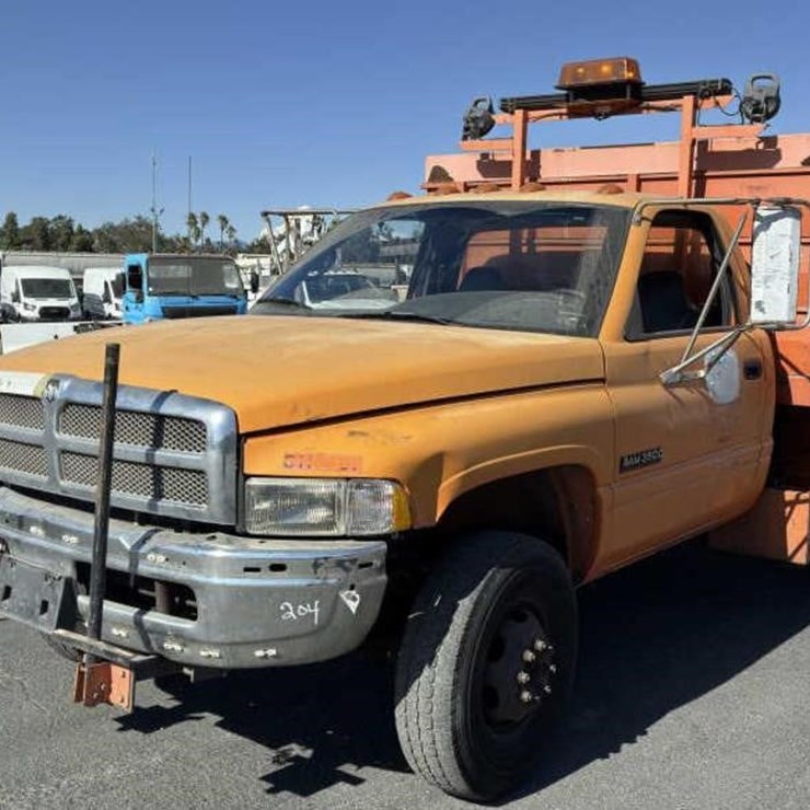 2001 DODGE RAM 3500