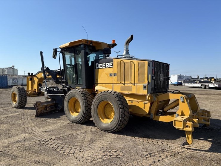 2012-deere-672gp-image-4
