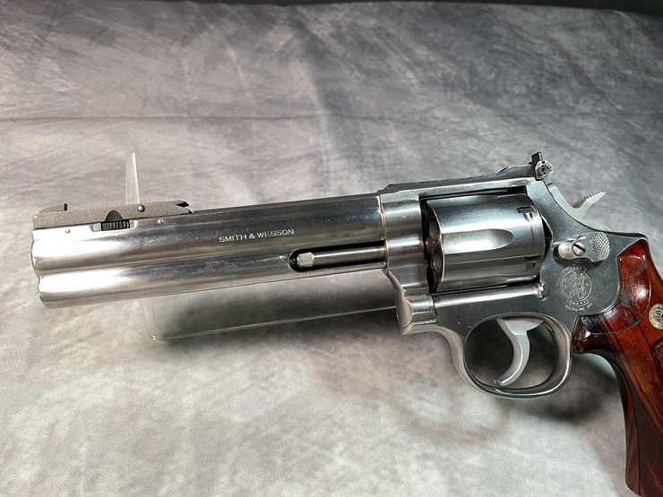#5178-•-smith-&-wesson,-357-mag-revolver,-sn:-m686-1,-(neenah,-wi)-image-21