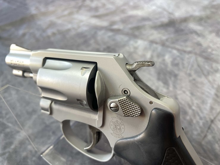 #5132-•-smith-&-wesson-.38-spl,-revolver,-sn:-cwm9026-(neenah,-wi)-image-16