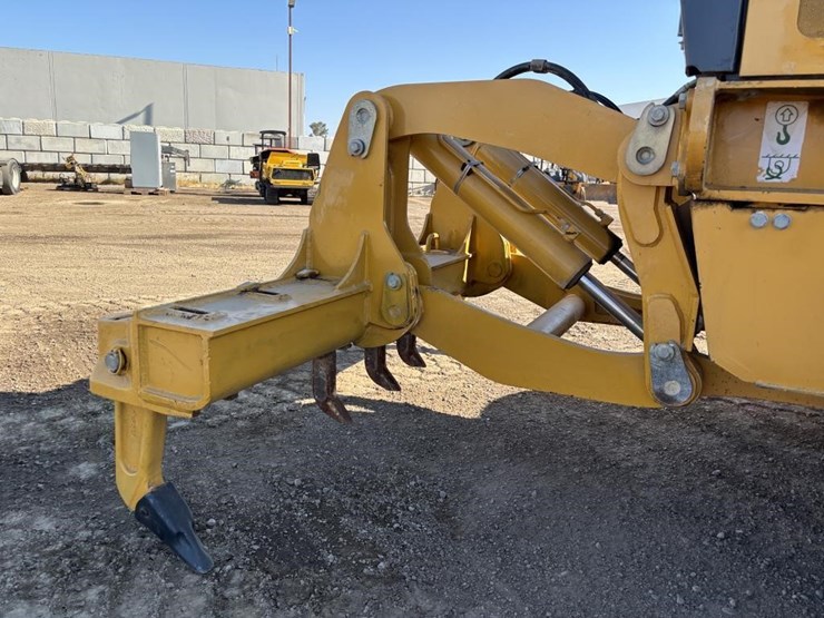2012-deere-672gp-image-23