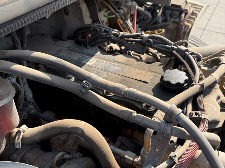 2005-caterpillar-c7-image-59