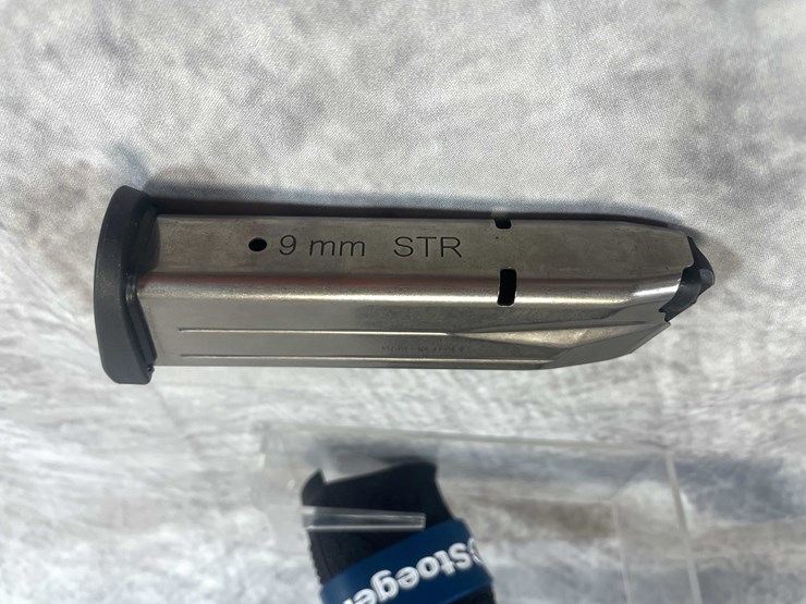 #5166-•-stoeger-str-9,-9mm-luger-pistol,-sn:-t6429-22u07635,-(neenah,-wi)-image-26