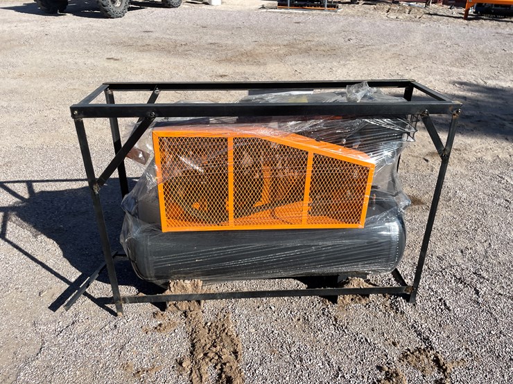 #2039-•-40-gallon-air-compressor-image-6